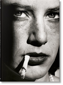 Books Frontpage Helmut Newton. Legacy