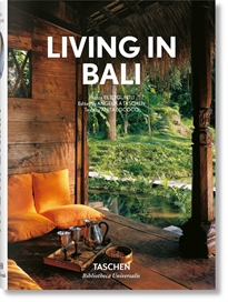 Books Frontpage Living in Bali