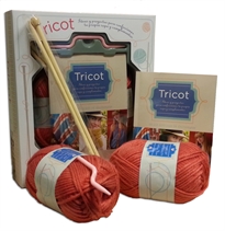 Books Frontpage Kit Tricot